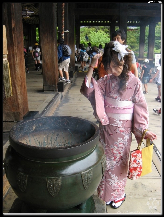 [遊記]大阪行_Day4 京都-岡本織物和服體驗、清水寺、地主神社、高台寺、花見小路