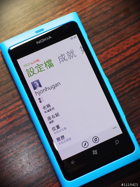 分享喜悅 ^^ 小弟Lumia 800 香噴噴開箱文