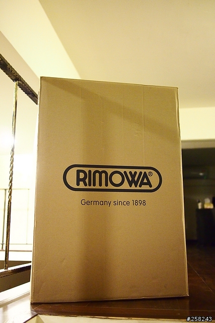 【西西分享】RIMOWA x MMJ全球唯一聯名旅行箱976.70 ClassicFlight