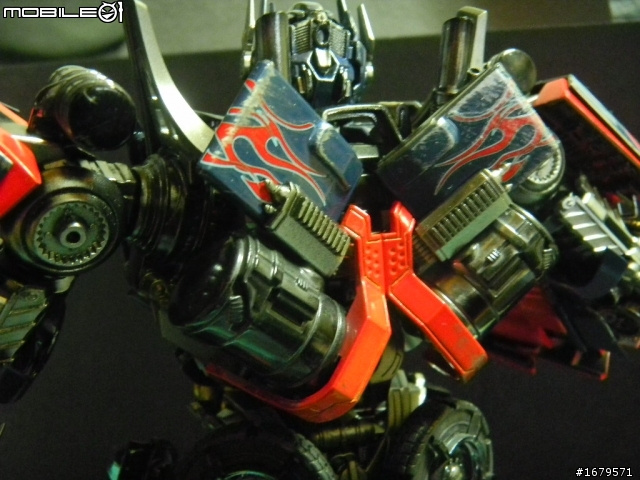[1/24號更新照片]變型金剛III的經典角色-柯博文   OPTIMUS PRIME