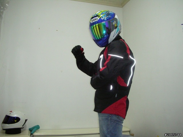 [開箱] SHOEI X-12 Bautista 捌弟選手帽!! [新增106實測]