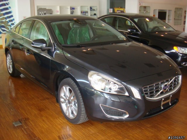 Ｓ６０＋Ｓ４０簡易暫開箱（待Ｓ６０交車後來補上個合照）