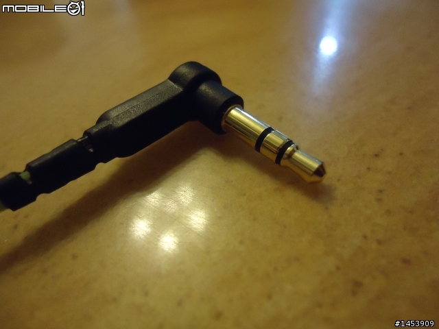 [開箱]Sound Magic ES18耳道式耳機