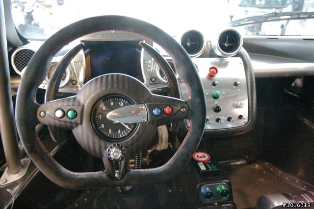 Pagani Zonda R & Zonda F