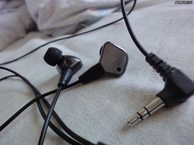 [增] Sennheiser IE80 開箱+心得 、同場加映SE535LTD、HD25 II、X10評測 TF10、Westone 3、SRH940心得