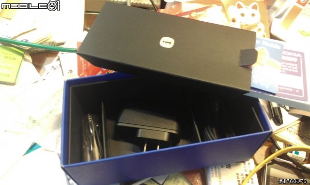 我來了~ Nokia Lumia 710 開箱