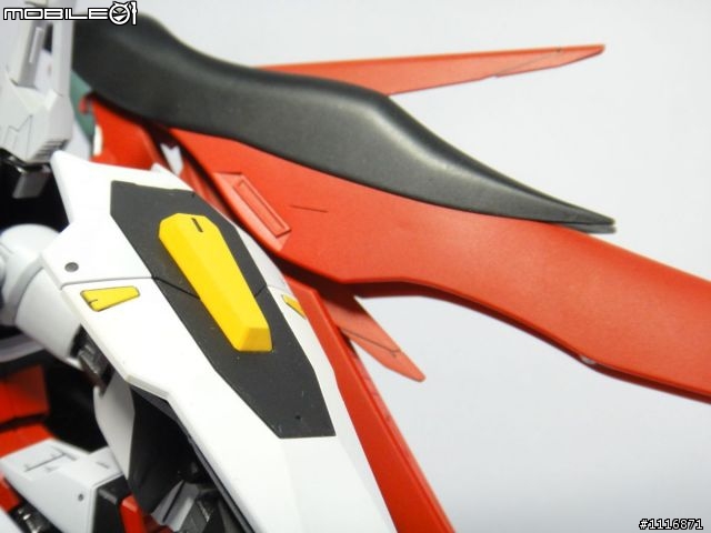 【作品分享】MG 命運鋼彈black異色版