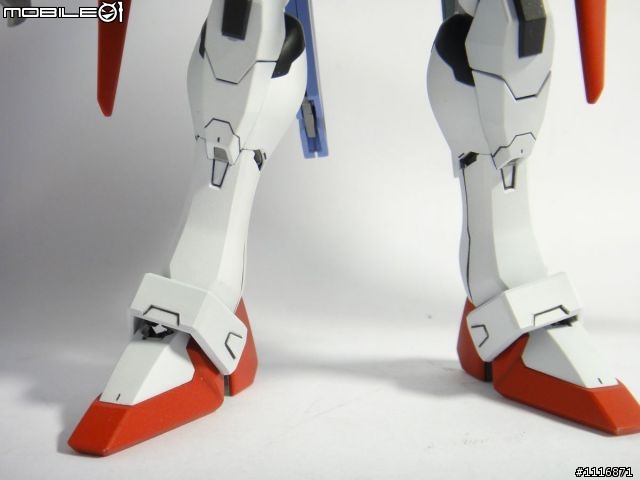 【作品分享】MG 命運鋼彈black異色版