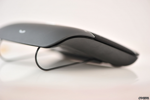 iphone的絕配車用免持加隨身音箱～Jabra Freeway