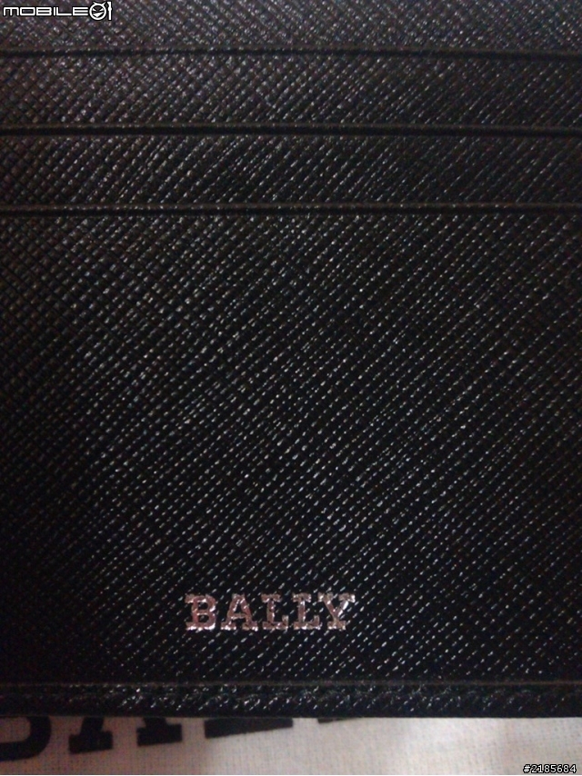 [問題] 這個BALLY皮夾的真偽?
