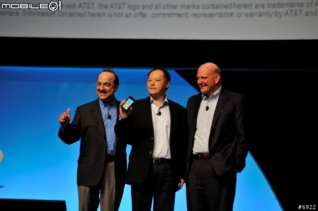 【CES 2012 】各品牌最新發表手機整理