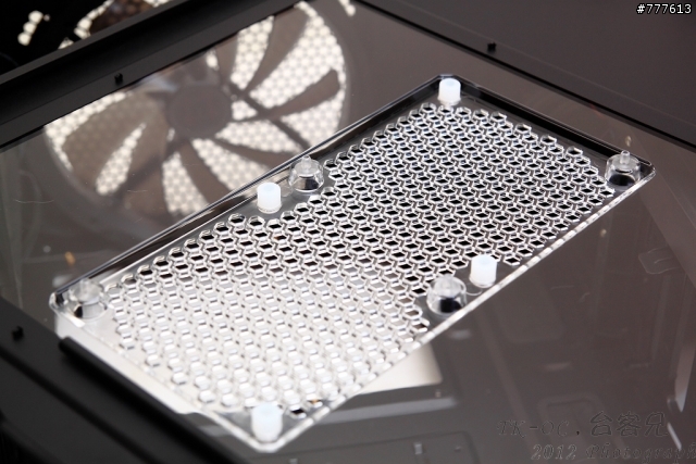 極致玩家機殼Antec Eleven Hundred登場