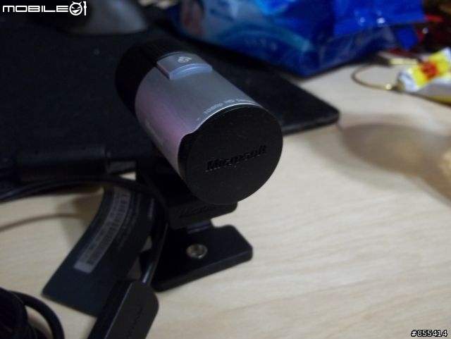[開箱]佛心微軟換給我的好物，微軟最高級1080p Webcam－Microsoft LifeCam Studio