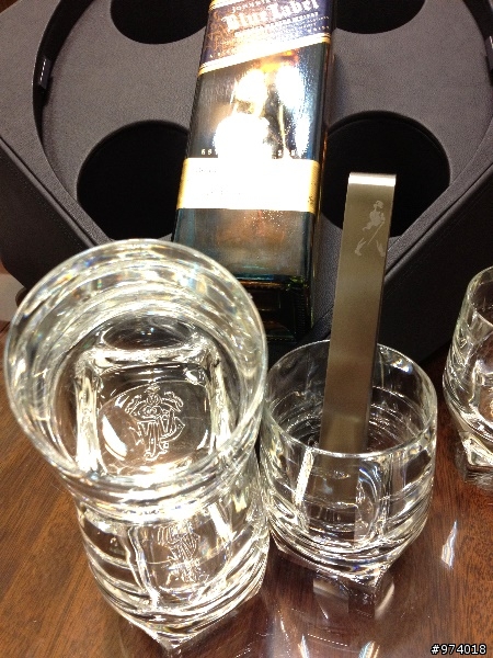 JOHNNIE WALKER BLUE LABEL CUBE 開箱文．圖多