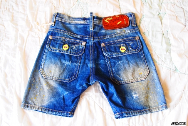 [分享] Dsquared2 牛仔短褲