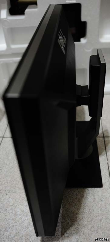 DELL UltraSharp U2711顯示器開箱