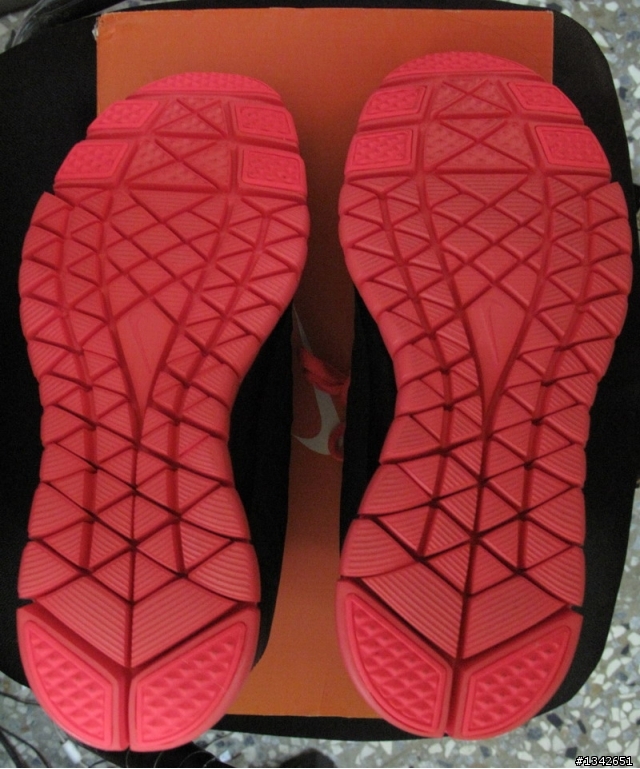 [簡單開箱]Nike Free TR Fit training 女鞋