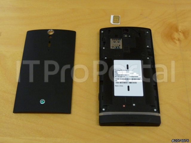 [情報]Sony Ericsson LT26i ‘Nozomi’ 正面和側面最新實機照 & BENCHMARK跑分