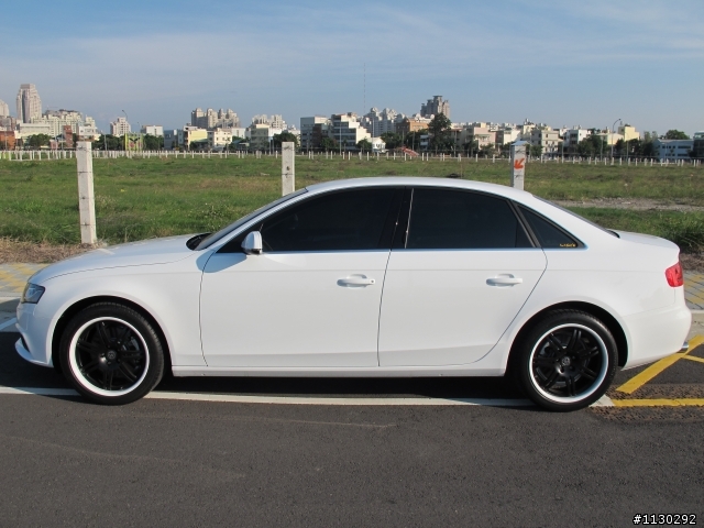 ｛開箱｝A4  B8  1.8   Sedan..............
