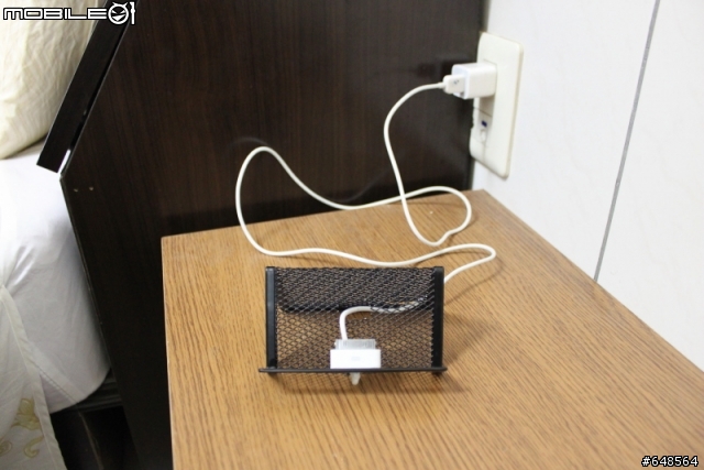 自製 DIY 的 iphone手機充電座