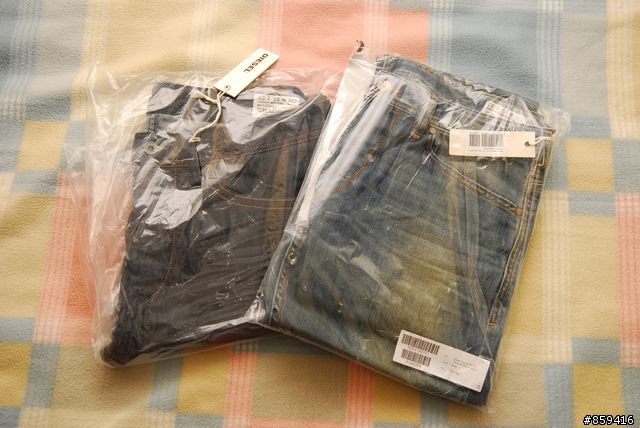 (開箱分享)ASOS首購Diesel牛仔褲Diesel Koolter 881H Tapered Carrot Jeans與Diesel Braddom 88Z Straight Jeans