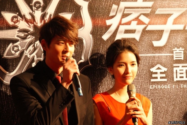 【SUV特技表演 圖多多!】參加痞子英雄首映會，看到趙又廷的英雄車！