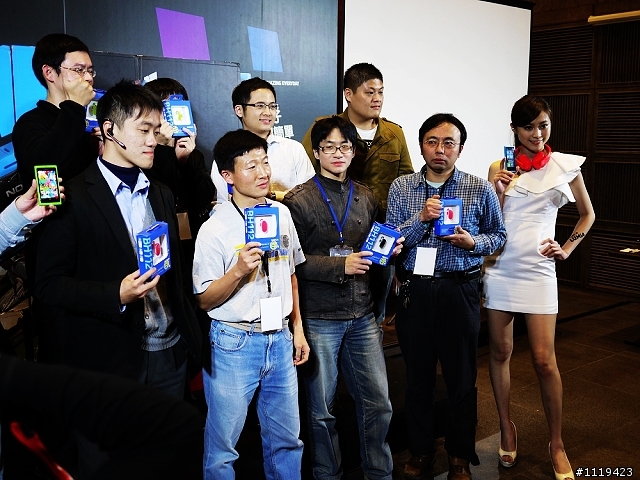 【NOKIA LUMIA 2012首發體驗會】會場紀錄與個人使用LUMIA心得