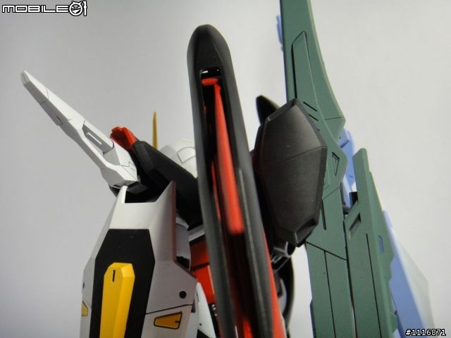 【作品分享】MG 命運鋼彈black異色版