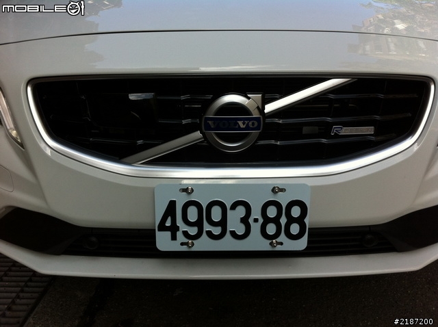 [賞車文]年前試車之VOLVO V60 T5 R DESIGN真的好迷人!!!