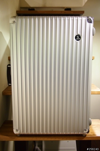 【西西分享】RIMOWA x MMJ全球唯一聯名旅行箱976.70 ClassicFlight