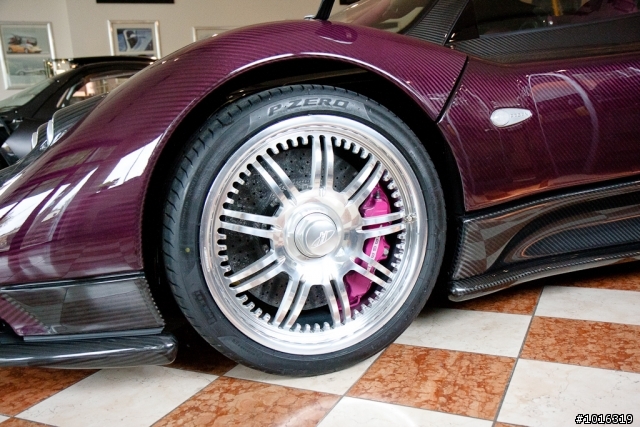 Pagani Zonda R & Zonda F