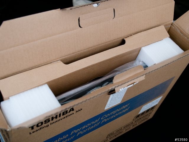 Toshiba R850 入手