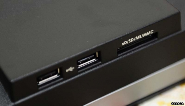 DELL UltraSharp U2711顯示器開箱