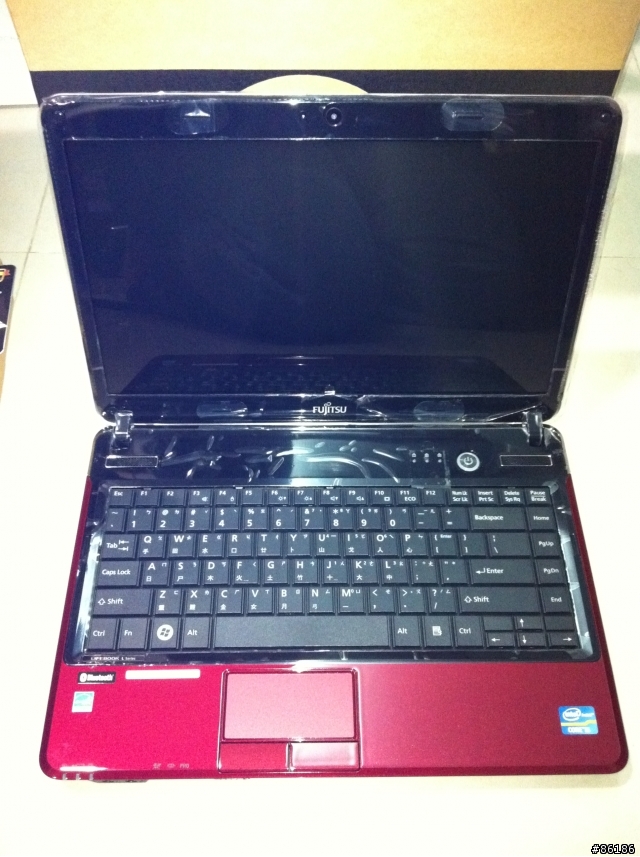 【開箱】Fujitsu LifeBook LH531GRS