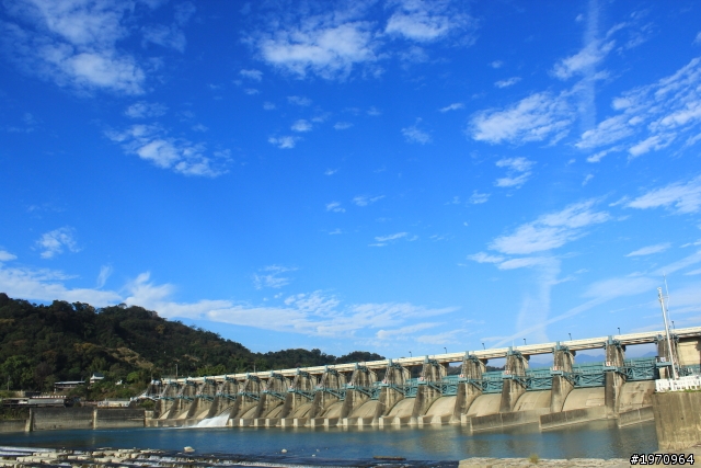CANON 600D+18-55KIT鏡+50mm f1.8 新手上路