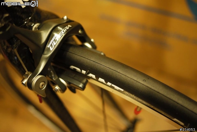 [開箱] 2012 Giant Avail Advanced 女性公路車開箱