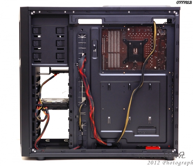極致玩家機殼Antec Eleven Hundred登場