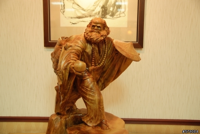 龍年首發；觀看者必有福報