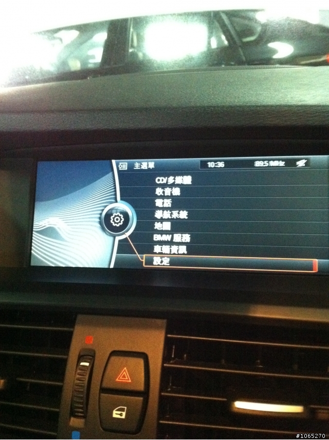 ~BMW X3-3.0 柴油 白色~