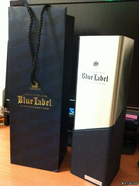 JOHNNIE WALKER BLUE LABEL CUBE 開箱文．圖多