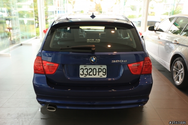 1/6 BMW 320DT A51小開箱