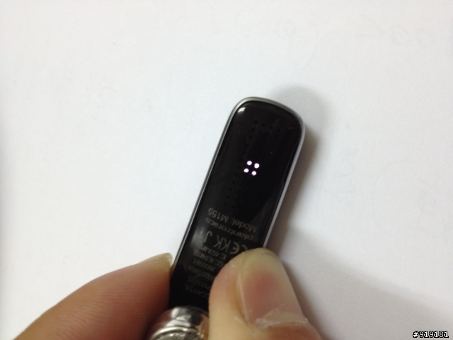 [勸敗開箱] 麻吉你的iPhone~Plantronics M155 藍芽耳機~