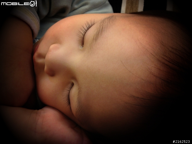 用iPhone4S 簡易開箱測試文 - Airport Extreme 11n Router