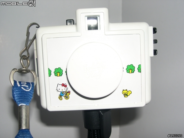 [DIY+分享]自製HOLGA135/120 & Superheadz Golden Half 相機鏡頭蓋