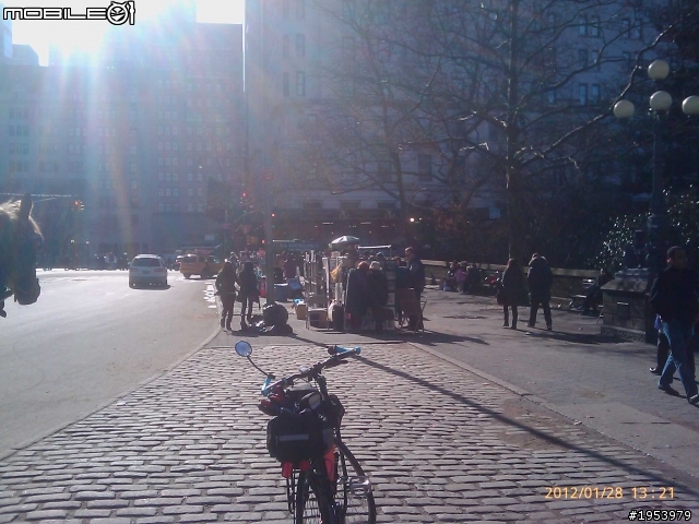回紐約過年騎車(2)......寒冷中前進.....中央公園(central park)之美!