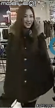 尋找韓式斗篷外套(我們結婚了-徐賢穿的)