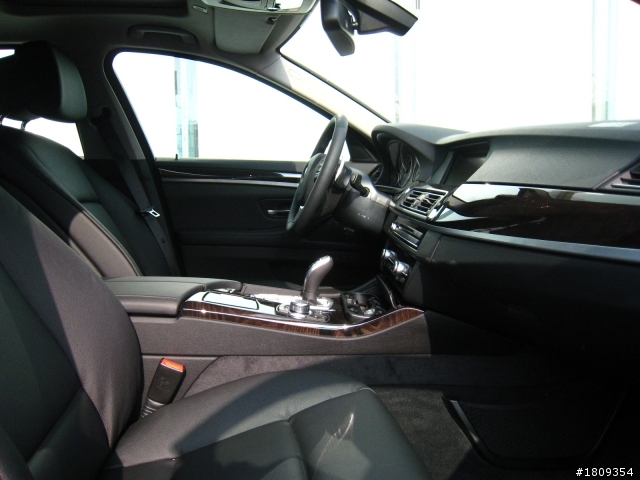 2012 F10 520i 528i試駕報告