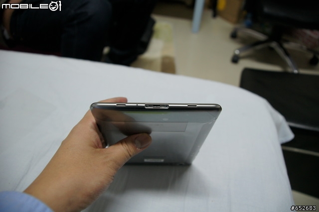 [開箱文]Samsung Galaxy Tab 7.7 素人開箱