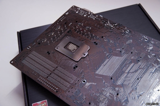 [543]華擎ASRock Z68 Extreme3 Gen3開箱測試
