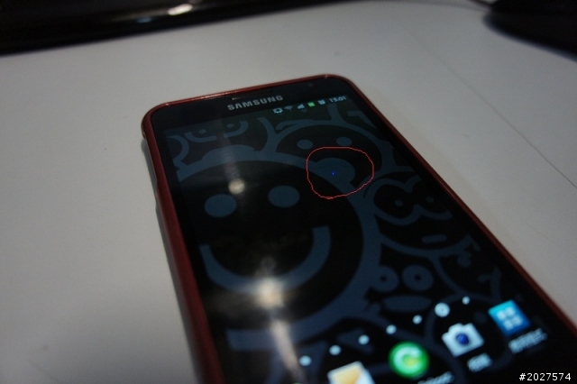 (已加圖)用了一個月 Galaxy Note 出現了死點.....